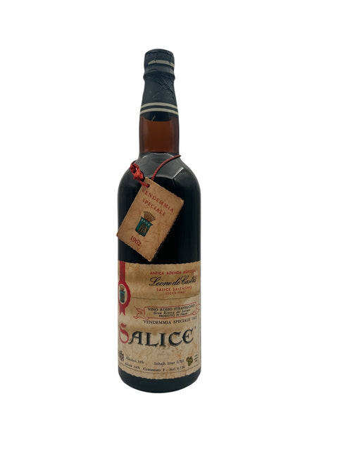 Flaske af Salice Leone de Castris 1962 rødvin