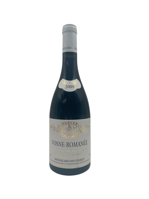 Flaske af Vosne Romanée Mongeard Mugneret 2009 rødvin