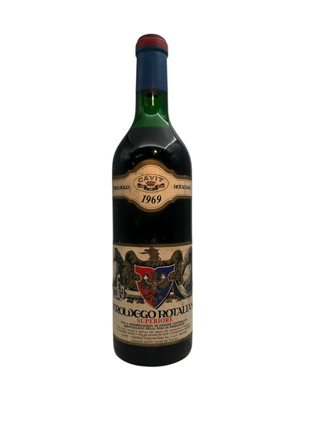 Flaske af Teroldego Rotaliano Cavit 1969