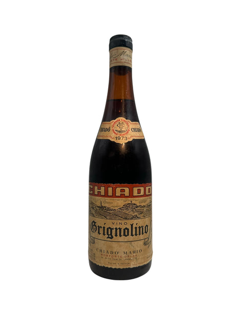 Flaske af Grignolino Chiadò Mario 1973 italiensk rødvin