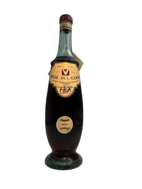 Flaske af Rosé del Garda CVR 1962 vin