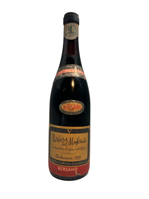 Flaske af Barbera del Monferrato Bersano 1976 rødvin