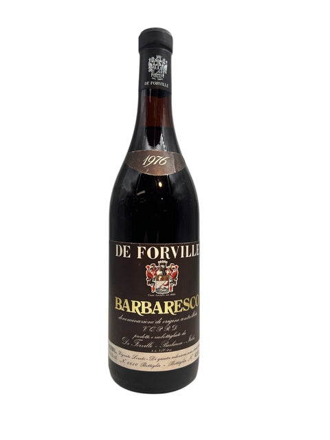 Flaske af De Forville Barbaresco 1976 rødvin