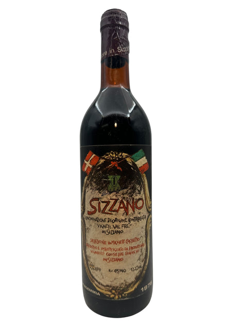 Sizzano vinflaske fra 1976 af producenten Giuseppe Bianchi